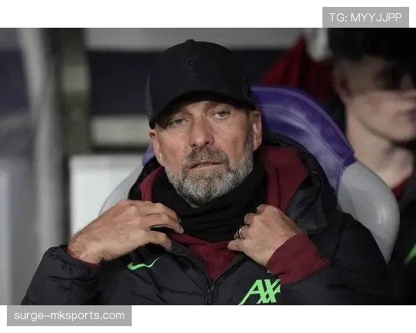 克洛普执教球队表现稳步提升，战术革新引发球迷热议