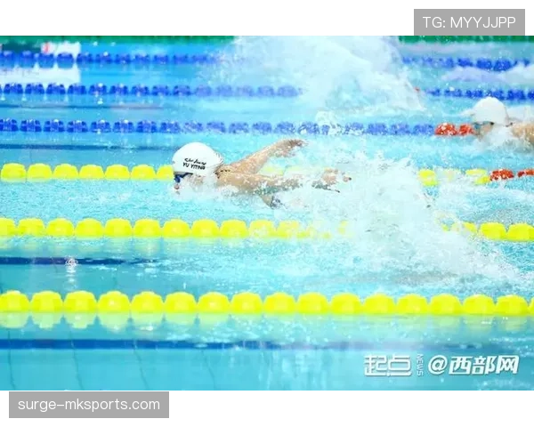 约翰尼·韦斯穆勒领衔接力队刷新世界纪录，200米自由泳传奇再现赛场