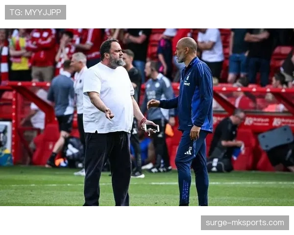 奥利·沃特金斯英超赛季表现抢眼，强势助力球队迎战强敌