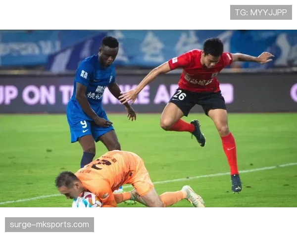 国安防守漏洞频出,是站位混乱还是能力撑不住了?