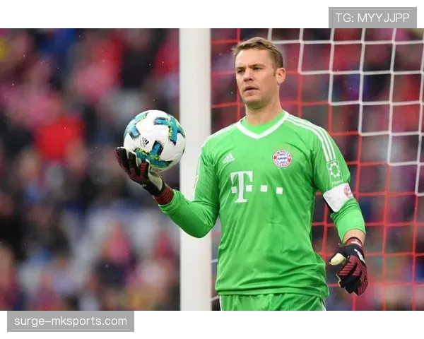 诺伊尔与队友默契配合解析 诺伊尔与队友默契配合解析